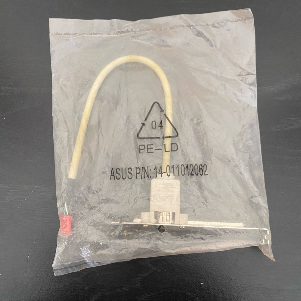 New ASUS P/N 14-011012062 Firewire Bracket Single Port Computer Part OEM